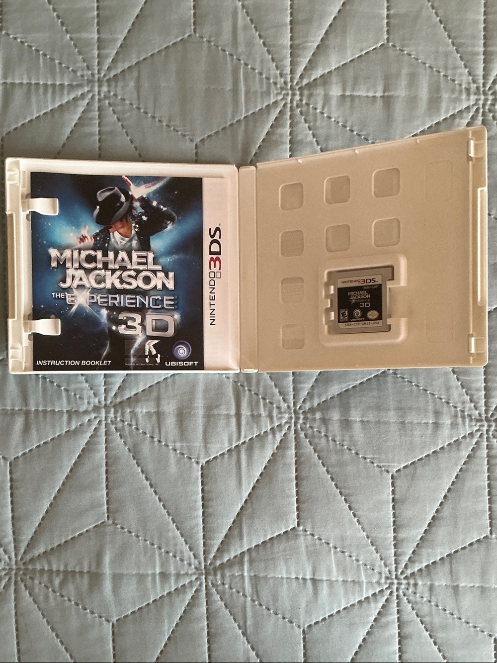 Michael Jackson: The Experience 3D (Nintendo 3DS) - Picture 3 of 3
